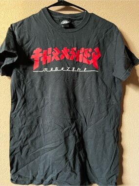 Black Scale Black Tee with Red Graphic Logo